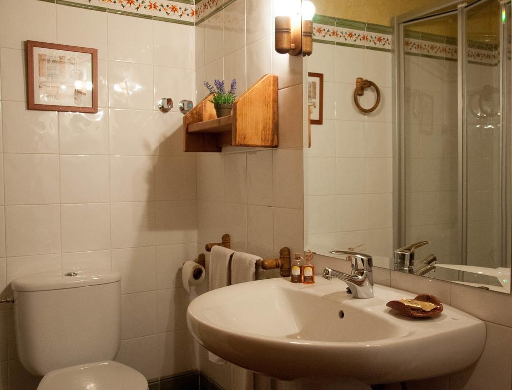 Sisquet Apartaments Эрильяваль Номер фото