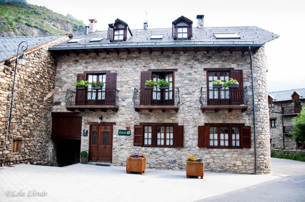 Sisquet Apartaments Эрильяваль Экстерьер фото